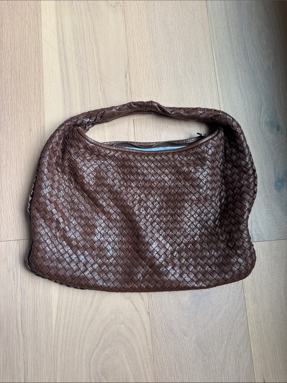 Bottega Veneta Veneta Hobo Intrecciato Bag, Choc Brown, Medium Lambskin Leather
